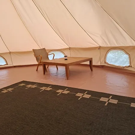 Glamping Tent 1, Cosy Campo de lujo *
